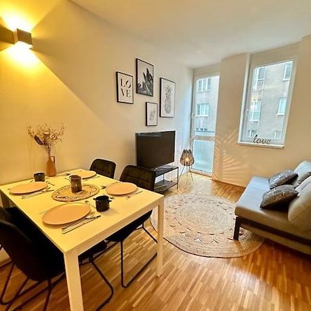 3-Room Vienna Centrale Suite Bagian luar foto