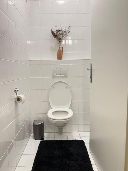 3-Room Vienna Centrale Suite Bagian luar foto